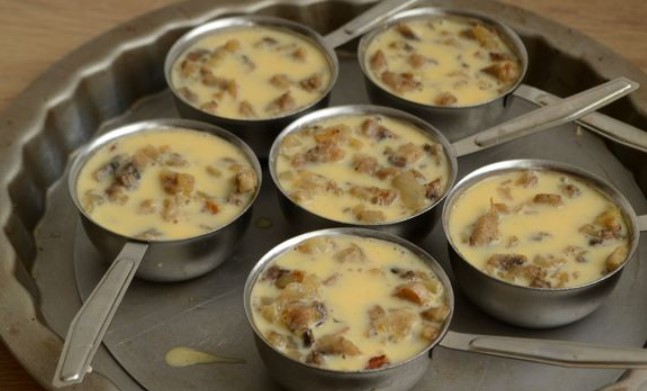 Mushroom Julienne in Egg and Milk step 7