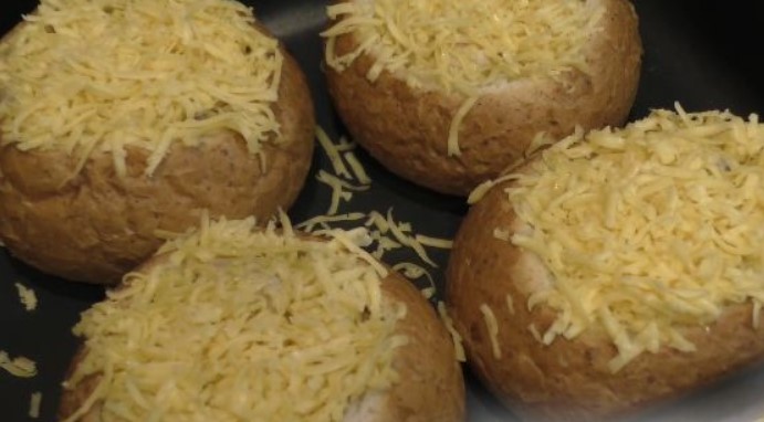 Nourishing Julienne in a Bun step 10