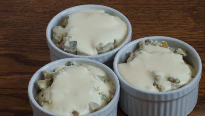 Oyster Mushroom Julienne with Processed Cheese step 6