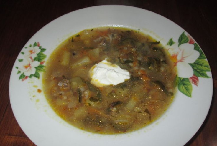 Rassolnik with Chicken Giblets and Buckwheat