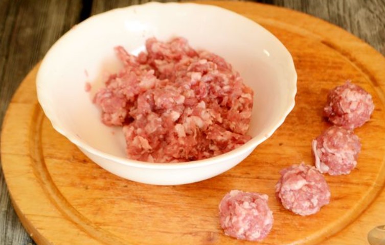 Rassolnik with Meatballs step 11