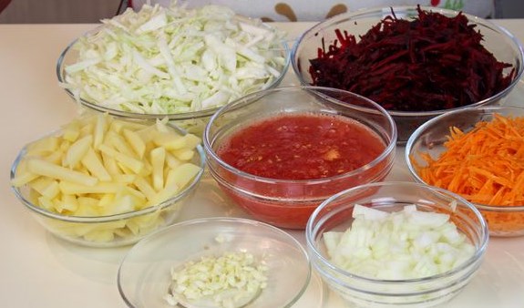 Red Borscht with Beef step 2