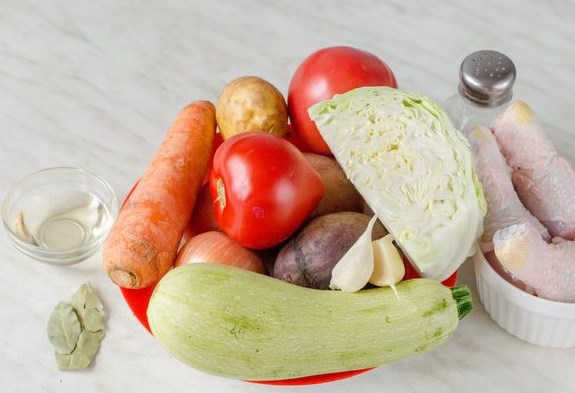 Red Borsch with Zucchini step 1