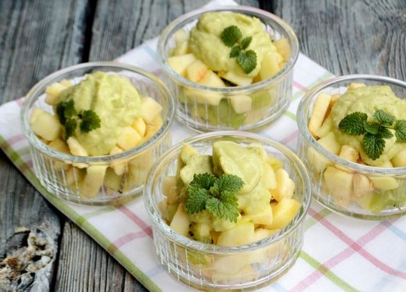Fruit Salad with Avocado and Yogurt Dressing step 12