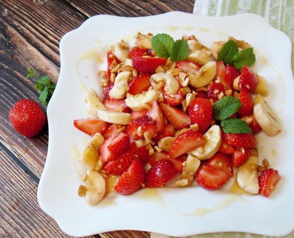 Fruit Salad with Strawberries, Banana and Nuts