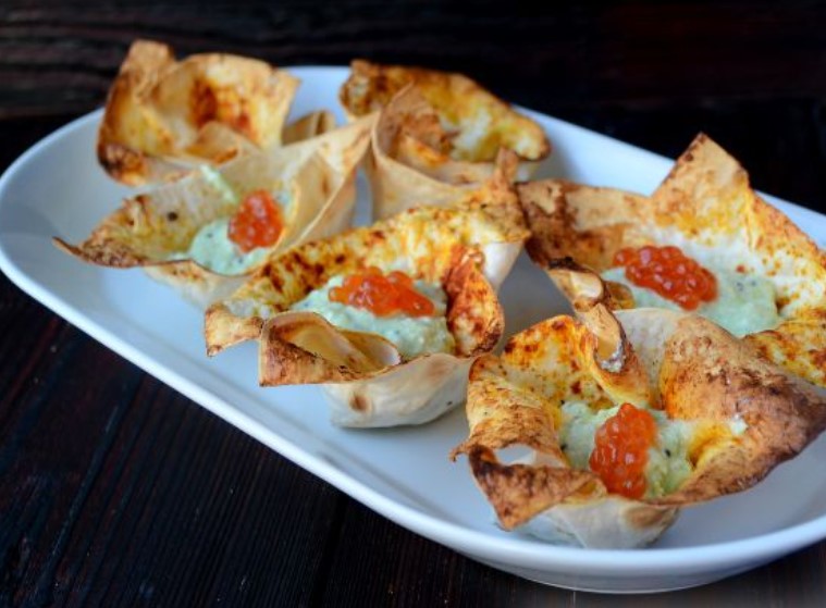 Lavash Tartlets with Cottage Cheese Cream and Caviar