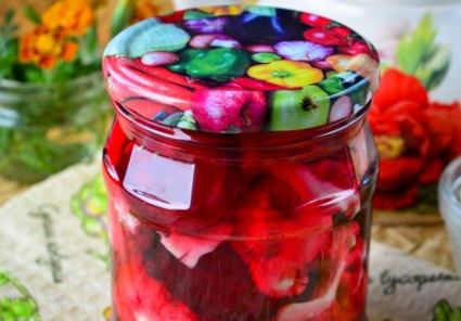 Pickled Cauliflower with Beets