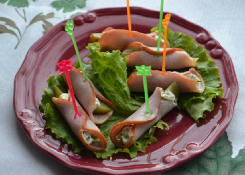 Ham Rolls with Cheese and Pickles
