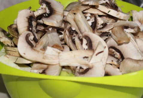 Zucchini and Champignon Appetizer step 2