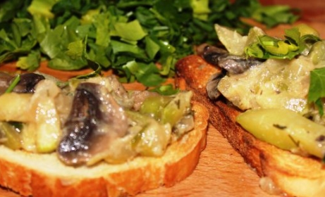 Zucchini and Champignon Appetizer step 10