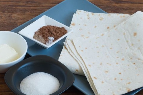 Sweet Lavash “Chips” with Cocoa and Cinnamon step 1
