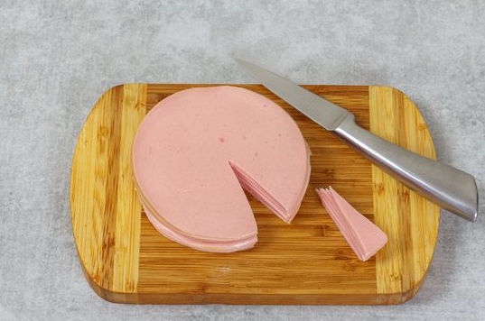 Fried Sausage and Chips Sandwich step 2