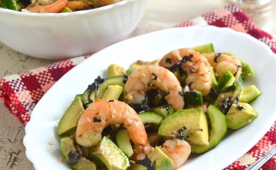 Shrimp, Avocado and Cucumber Salad