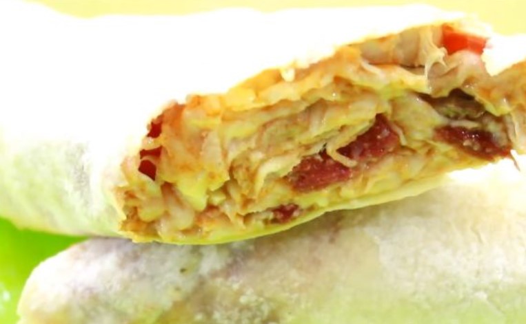 Pizza Roll (Quick Pizza From Lavash)