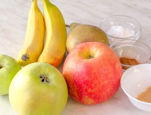 Fruit Chips Made from Apples, Pears and Bananas step 1