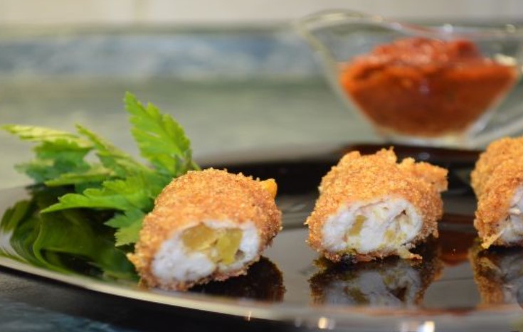 Chicken Rolls with Cheese and Bell Pepper