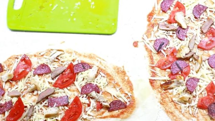 Pizza Roll (Quick Pizza From Lavash) step 10