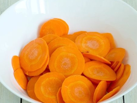 Spiced Carrot Chips (Oven) step 2