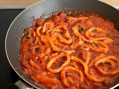 Squid in Spicy Tomato Sauce step 8