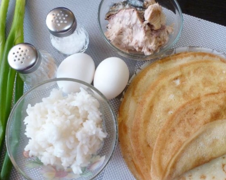 Stuffed Pancakes with Tuna, Rice and Egg step 1