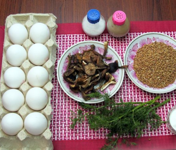 Stuffed Eggs with Buckwheat and Mushroom Filling step 1