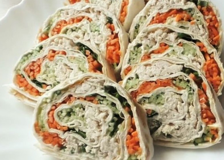 Lavash Roll with Chicken, Korean Carrots and Cucumbers