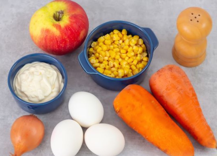 Carrot, Apple, Corn and Egg Salad step 1