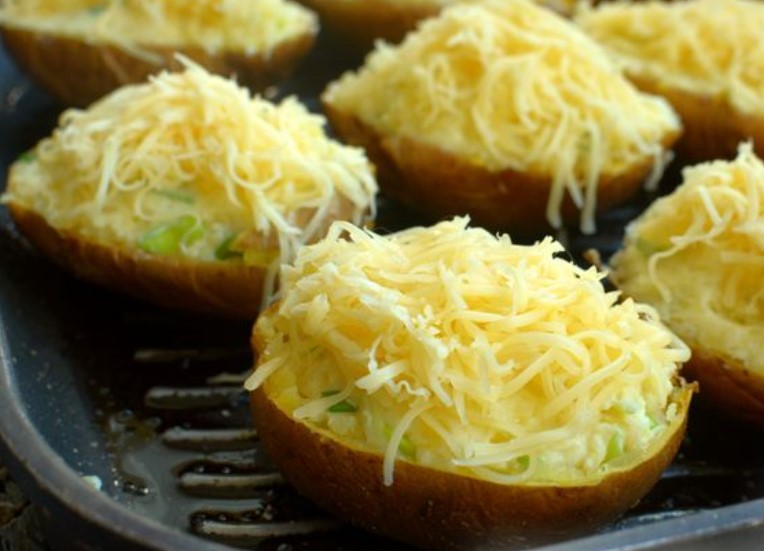 Potatoes Stuffed with Cheese, Sour Cream and Bacon step 11