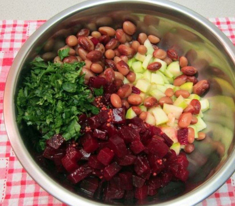 Beetroot, Bean and Apple Salad step 10