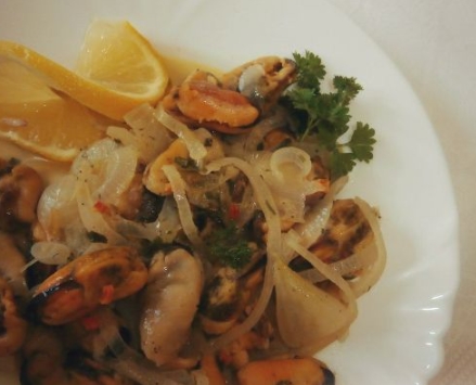 Mussels in White Wine