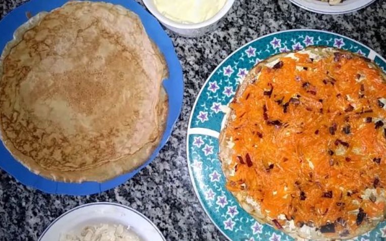 Snack Pancake Cake with Chicken and Mushrooms step 7