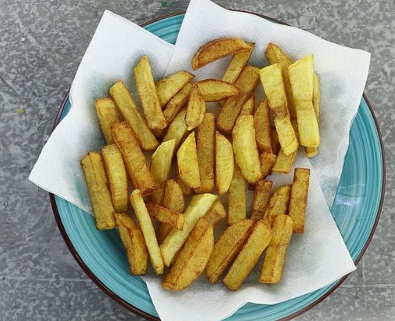 Salad with Chicken, Potatoes, Chinese Cabbage and Pickles step 7