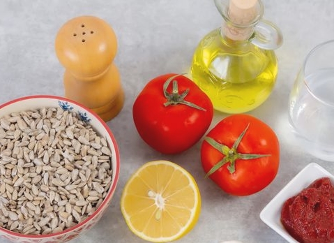 Tomato and sunflower seed pate step 1