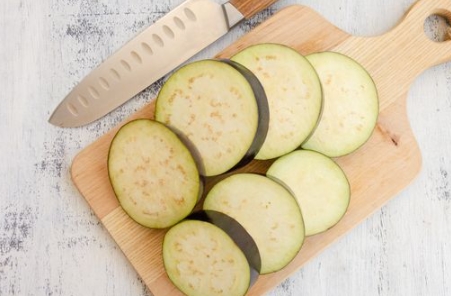 Baked Eggplant with Tomatoes and Cheese step 1