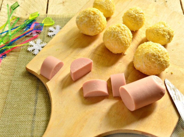 Snack “Snowmen” for the New Year’s table step 8