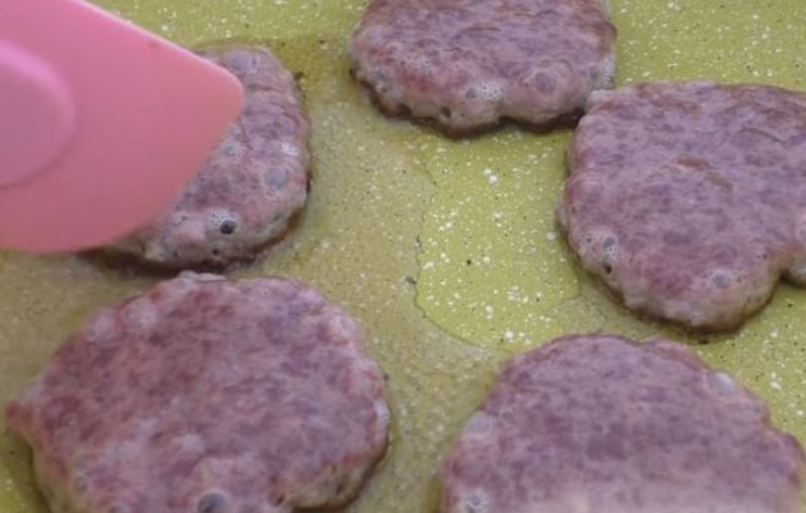 Liver and Egg Chamomile Snack step 4