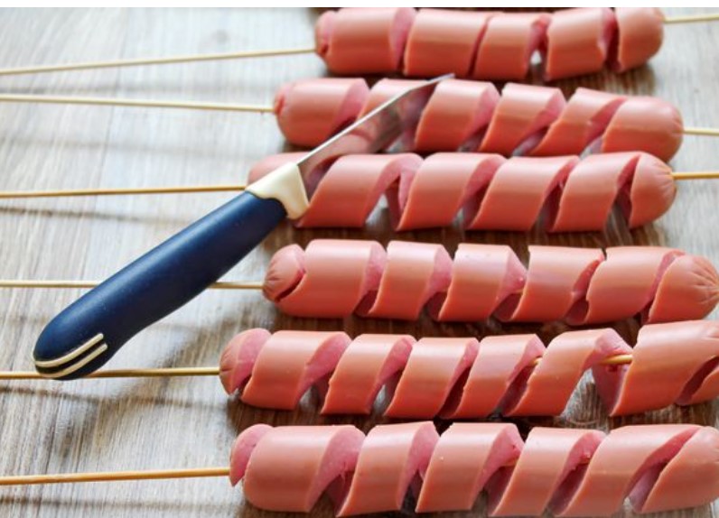 Spiral Sausages in Yeast Dough, on Skewersh, on Skewers step 9