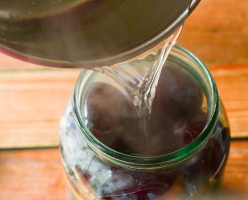 Pickled Plums with Garlic step 5