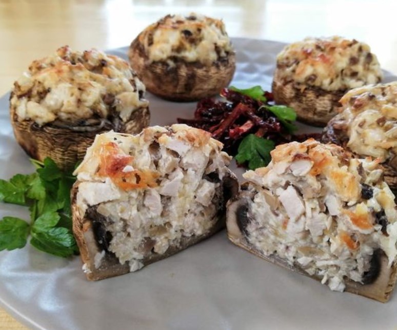 Stuffed Champignons (in the Oven)