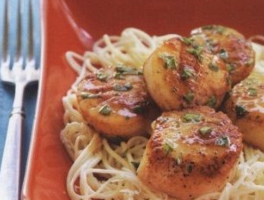 Quick Scallops with Lemon Sauce