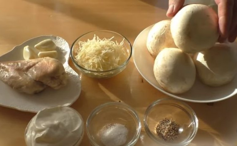 Stuffed Champignons (in the Oven) step 1