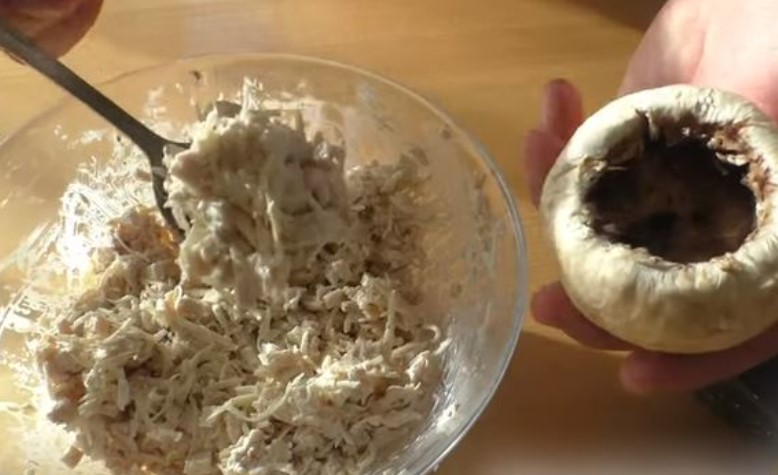 Stuffed Champignons (in the Oven) step 8