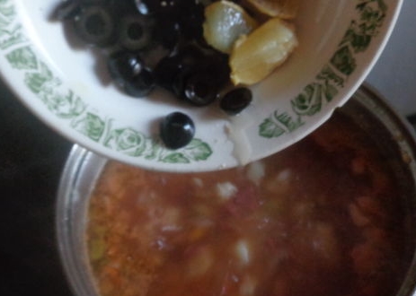 Solyanka in Chicken Broth step 19