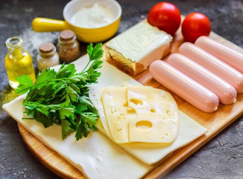 Puff Pastry Braided Hot Dogs with Melted Cheese and Tomatoes step 1