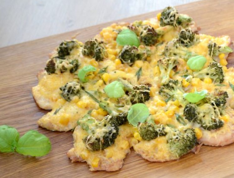 Chicken Fillet Pizza with Broccoli, Corn and Cheese step 9