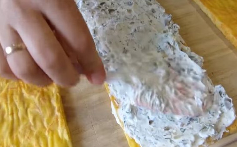 Snack Cakes with Mushrooms, Cottage Cheese and Feta Cheese step 16