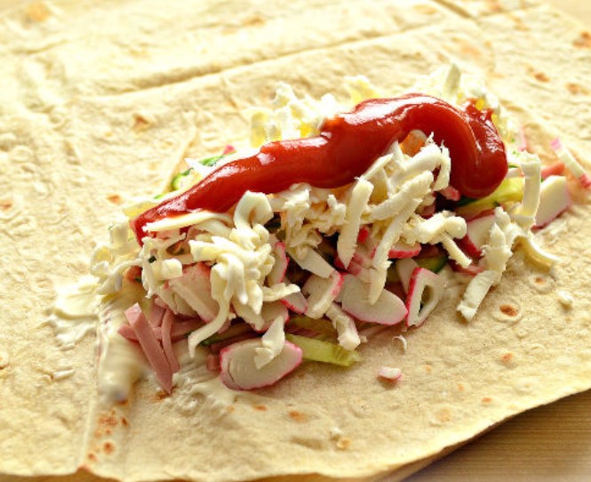 Shawarma with Sausage and Crab Sticks step 8
