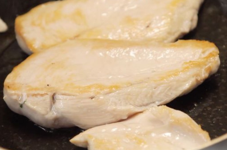 Healthy Pita Bread with Chicken and Vegetables step 4