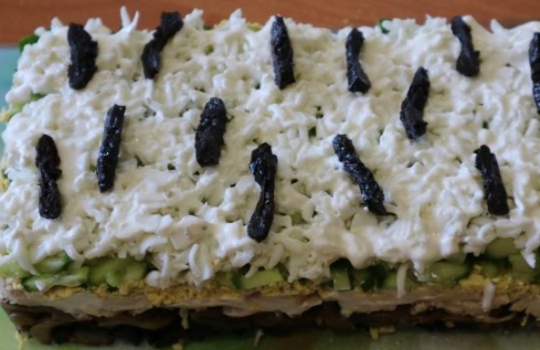 Layered Salad “White Birch” with Chicken and Prunes step 23
