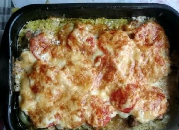 Pork with Tomatoes and Cheese